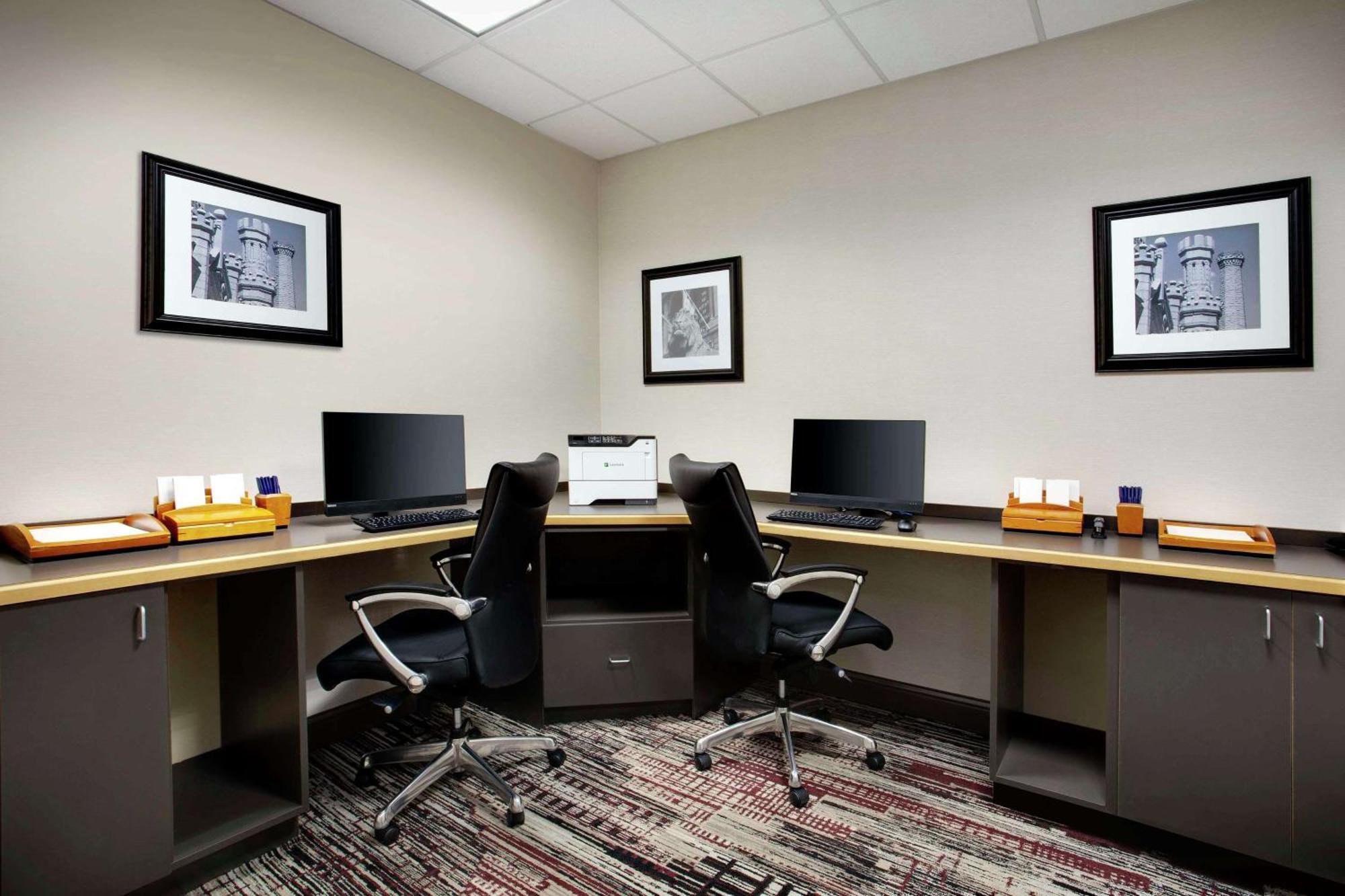 Hotel Doubletree By Hilton Chicago Midway Airport, Il Bedford Park Esterno foto