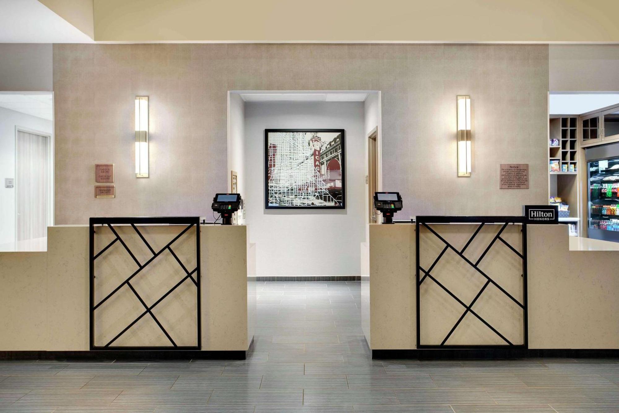 Hotel Doubletree By Hilton Chicago Midway Airport, Il Bedford Park Esterno foto
