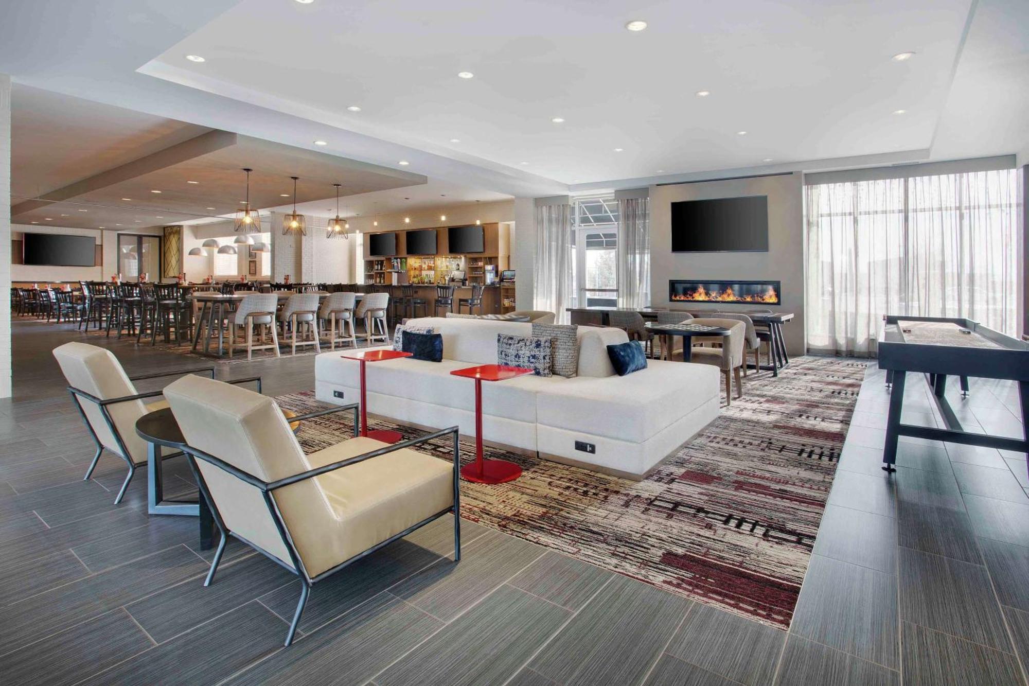 Hotel Doubletree By Hilton Chicago Midway Airport, Il Bedford Park Esterno foto