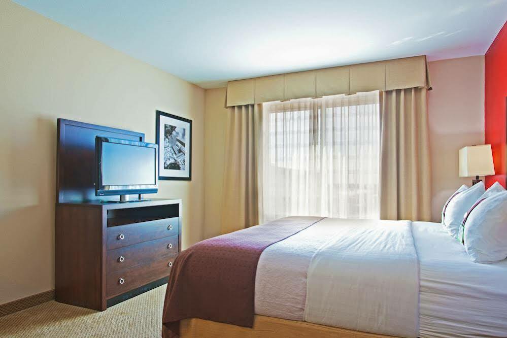 Hotel Doubletree By Hilton Chicago Midway Airport, Il Bedford Park Esterno foto